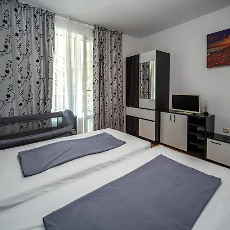 E 12 Yassen Hv Appartamento