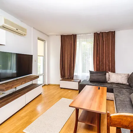 Appartamento E 12 Yassen Hv *